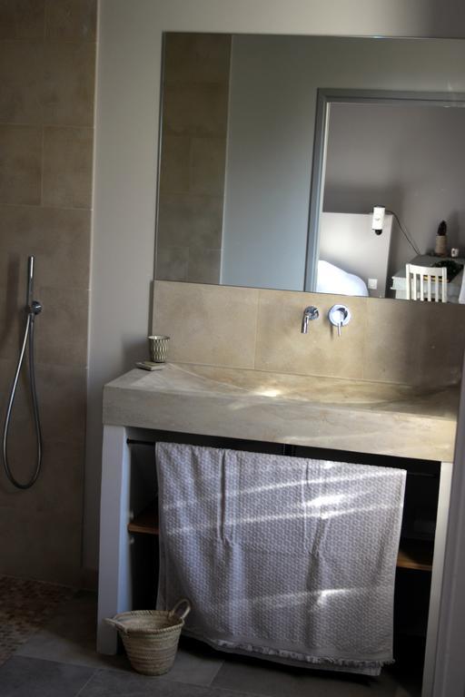 La Magnanerie De L'Isle B&B Room photo